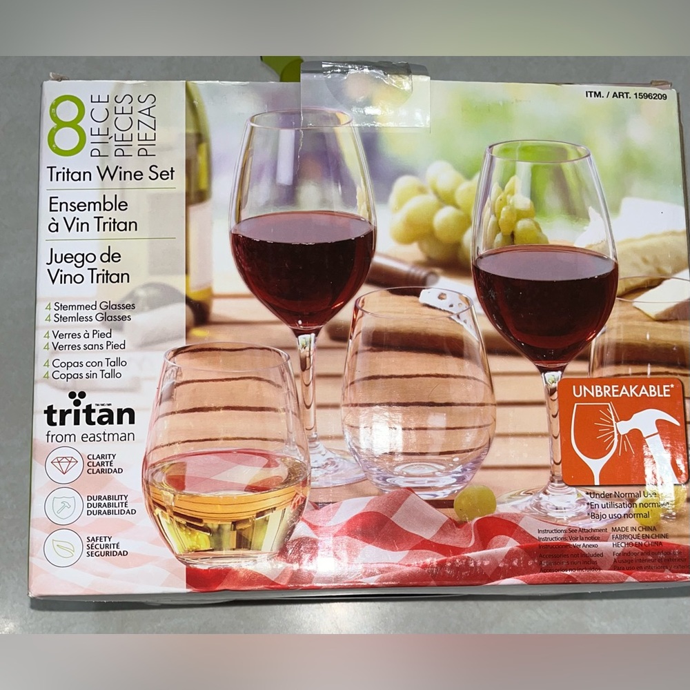 Set of 8 Tritan Unbreakable wine glasses